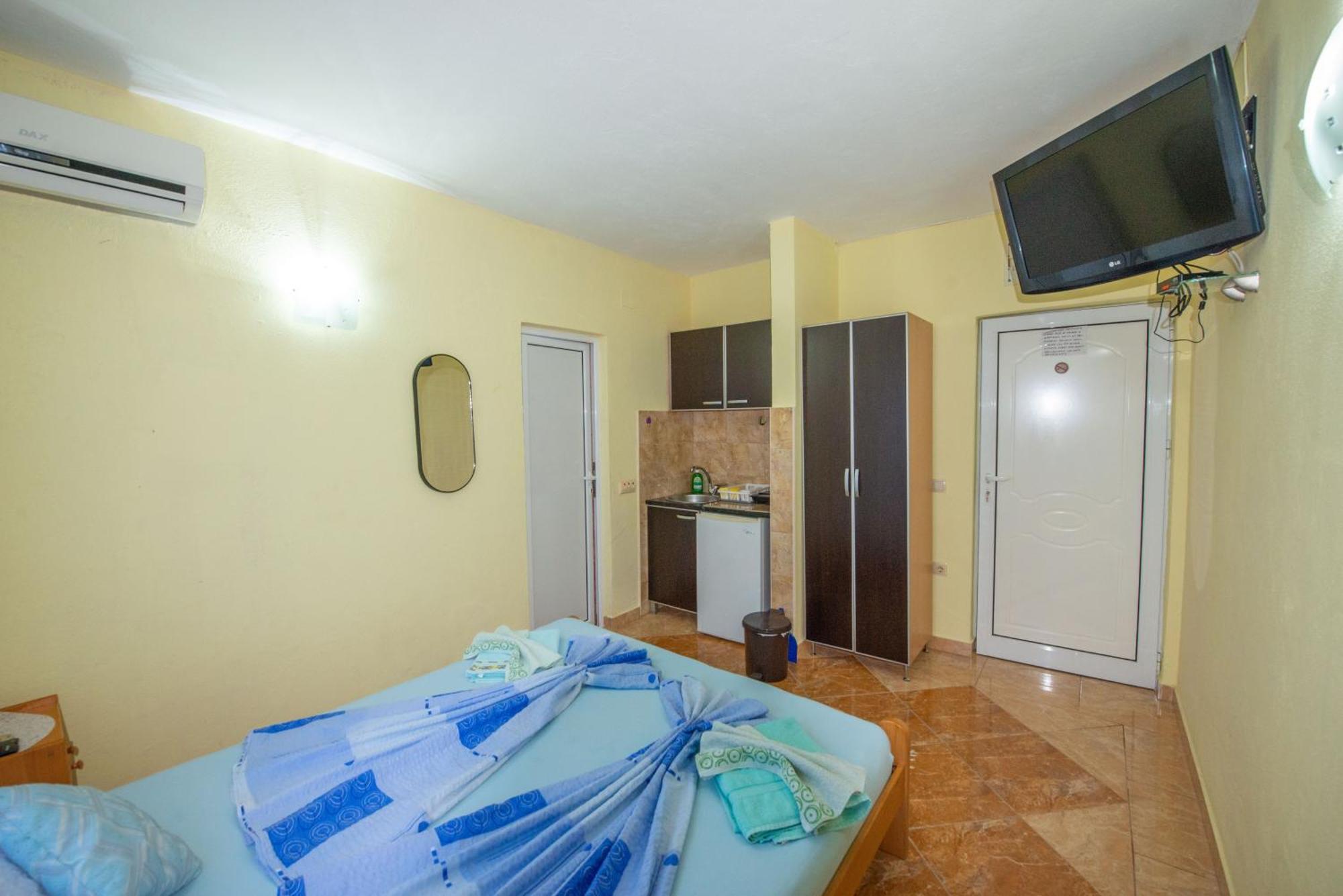 Apartments And Bungalow Casa Palma Ulcinj Extérieur photo